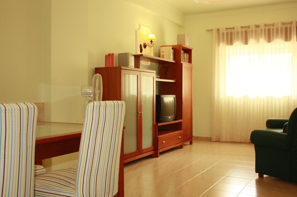 Vila Atlantida Lagos Luaran gambar