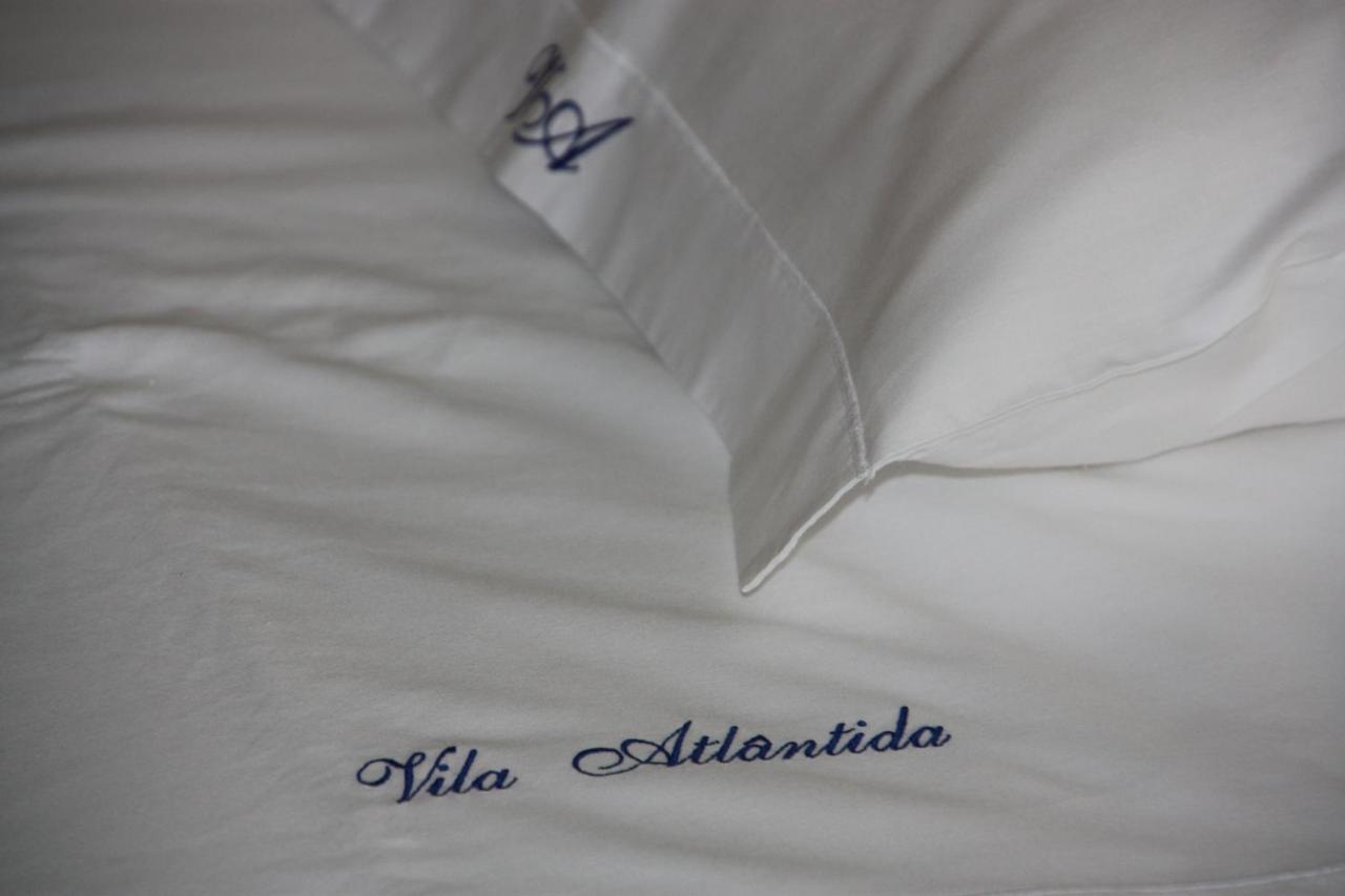 Vila Atlantida Lagos Bilik gambar